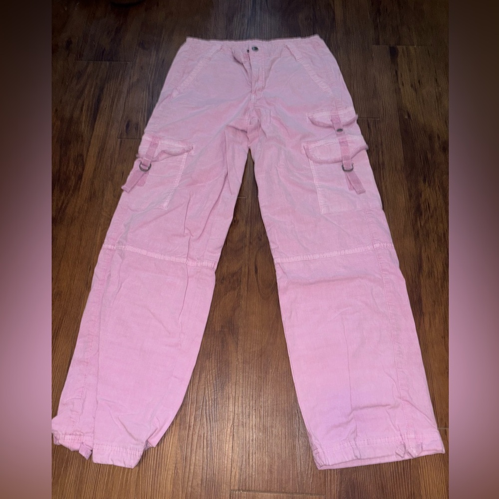American Eagle Outfitters Pink cargo Pants